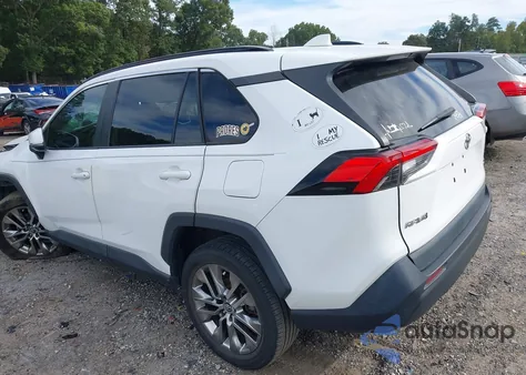 2020 Toyota Rav4 Xle Premium z USA, uszkodzony, nr VIN 2T3C1RFV9LW065513